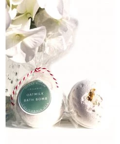 Lucy B's Luxury Bath Bomb