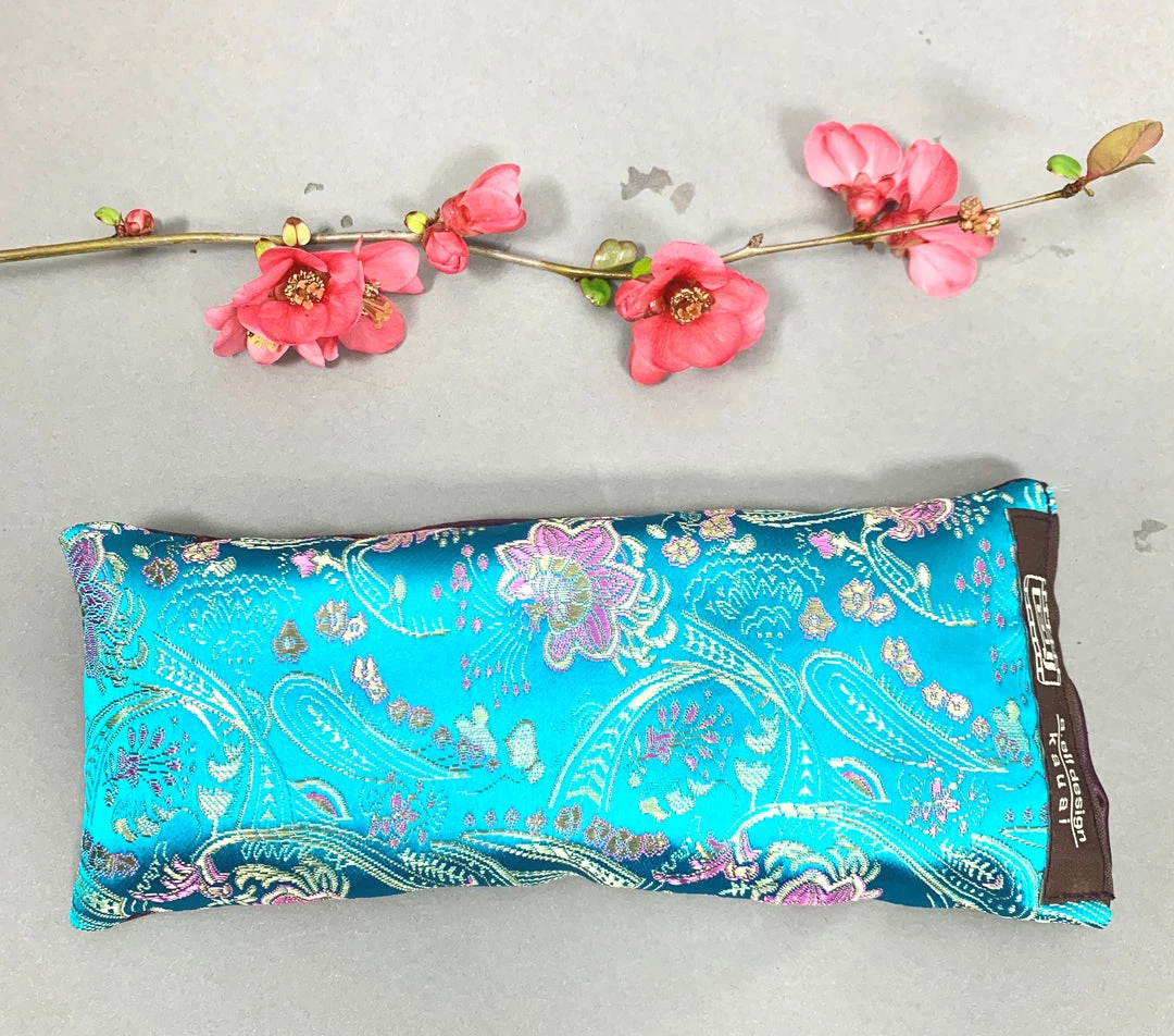 A.ell Design Luxurious Eye Pillow 3 A.ell Design Luxurious Eye Pillow