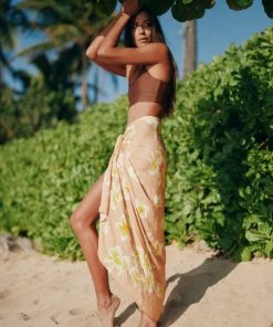 Tag Aloha Co Hats, Bags & Accessories Aloha Sarong 34 Tag Aloha Co Hats, Bags & Accessories Aloha Sarong